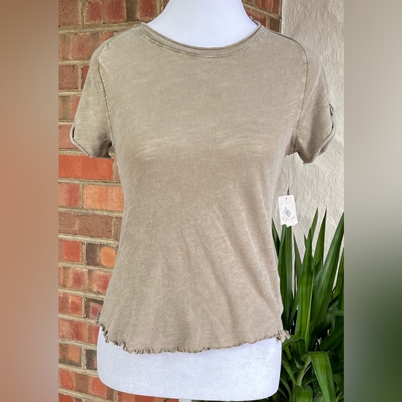 We The Free Tops - NWT WE THE FREE TEE! See pictures & make offer or bundle for big savings!